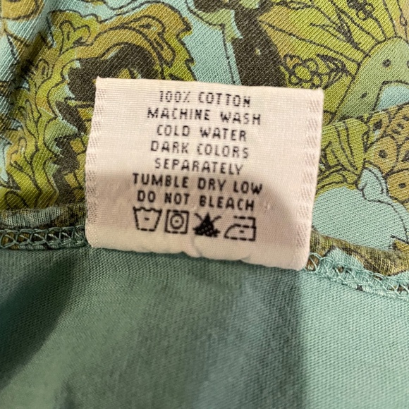 Color Me Cotton 3/4 Sleeve green Print Swing Top with Button Detail, Size M - Picture 9 of 9